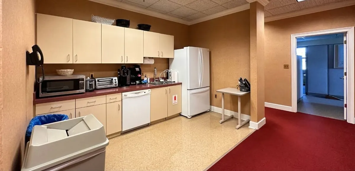 Kitchenette, before renovation