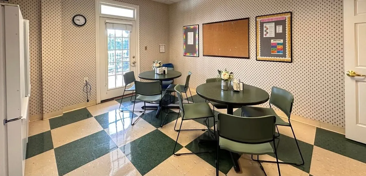 Staff break room, before renovation